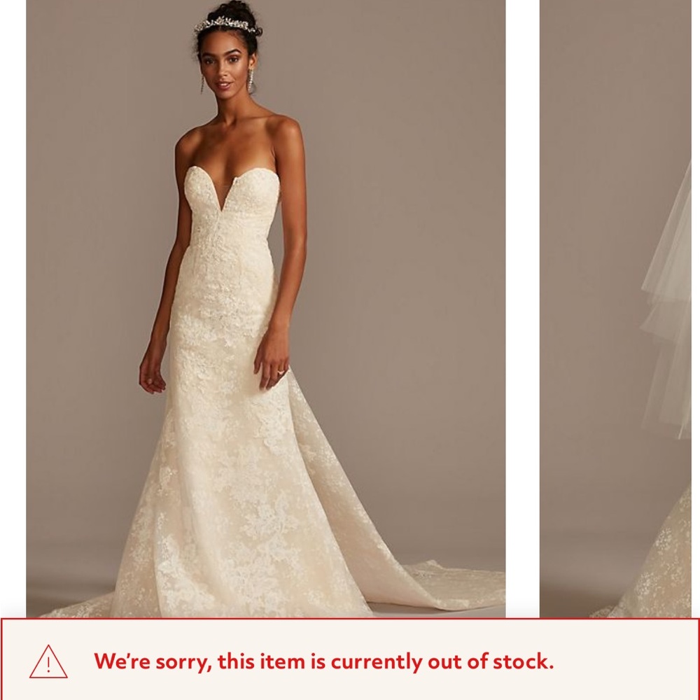 scalloped lace removable bow train wedding dress